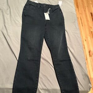 Good American Good Waist Crop Size 8/29 new with tags!